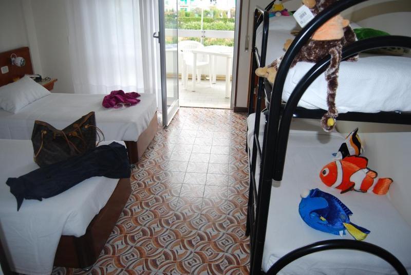 Hotel River Palace Terracina Ngoại thất bức ảnh