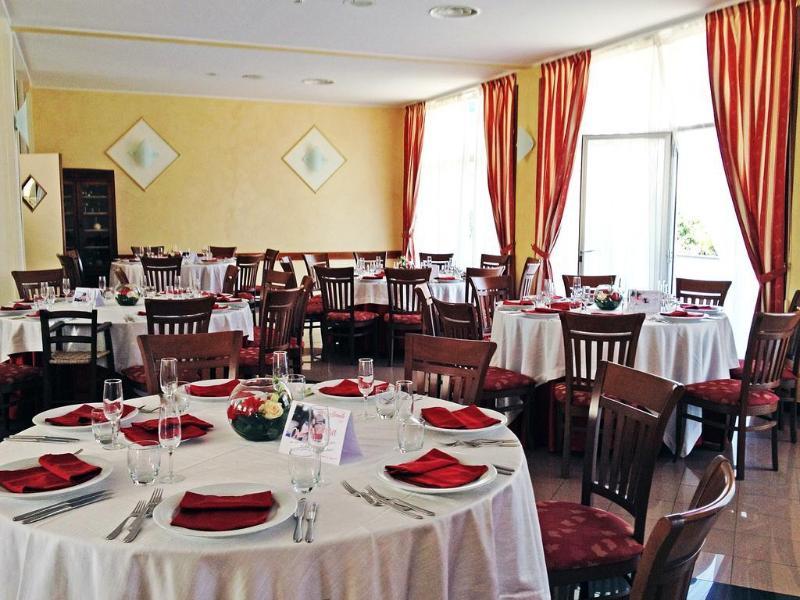 Hotel River Palace Terracina Ngoại thất bức ảnh